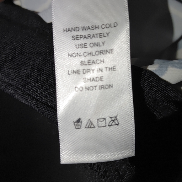 Swimsuits for All One Piece Floral Swimdress Size 34 - Picture 7 of 12